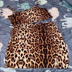COPY - Animal print 2 piece set